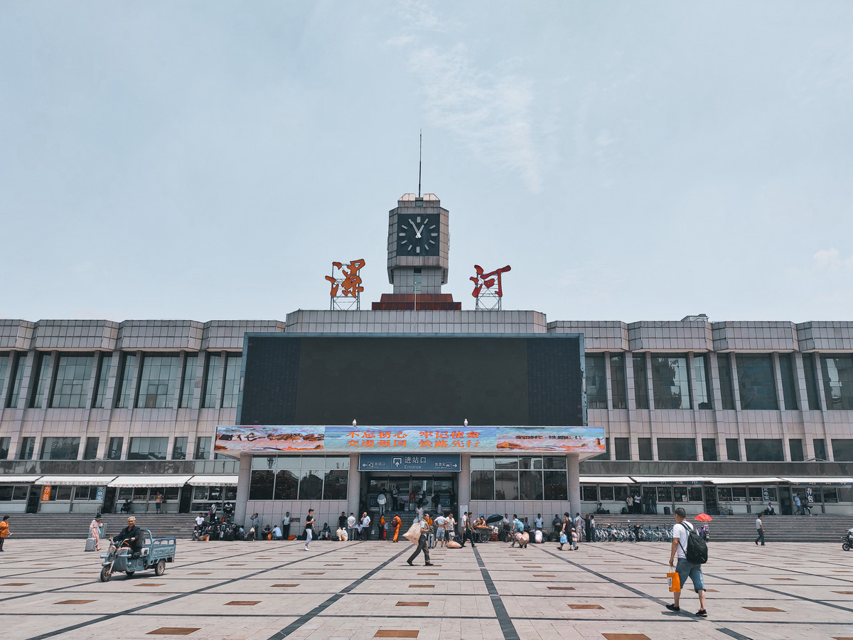 漯河发全国物流公司,摩托车电动车托运,家具家电托运《大件设备，专业打木架》